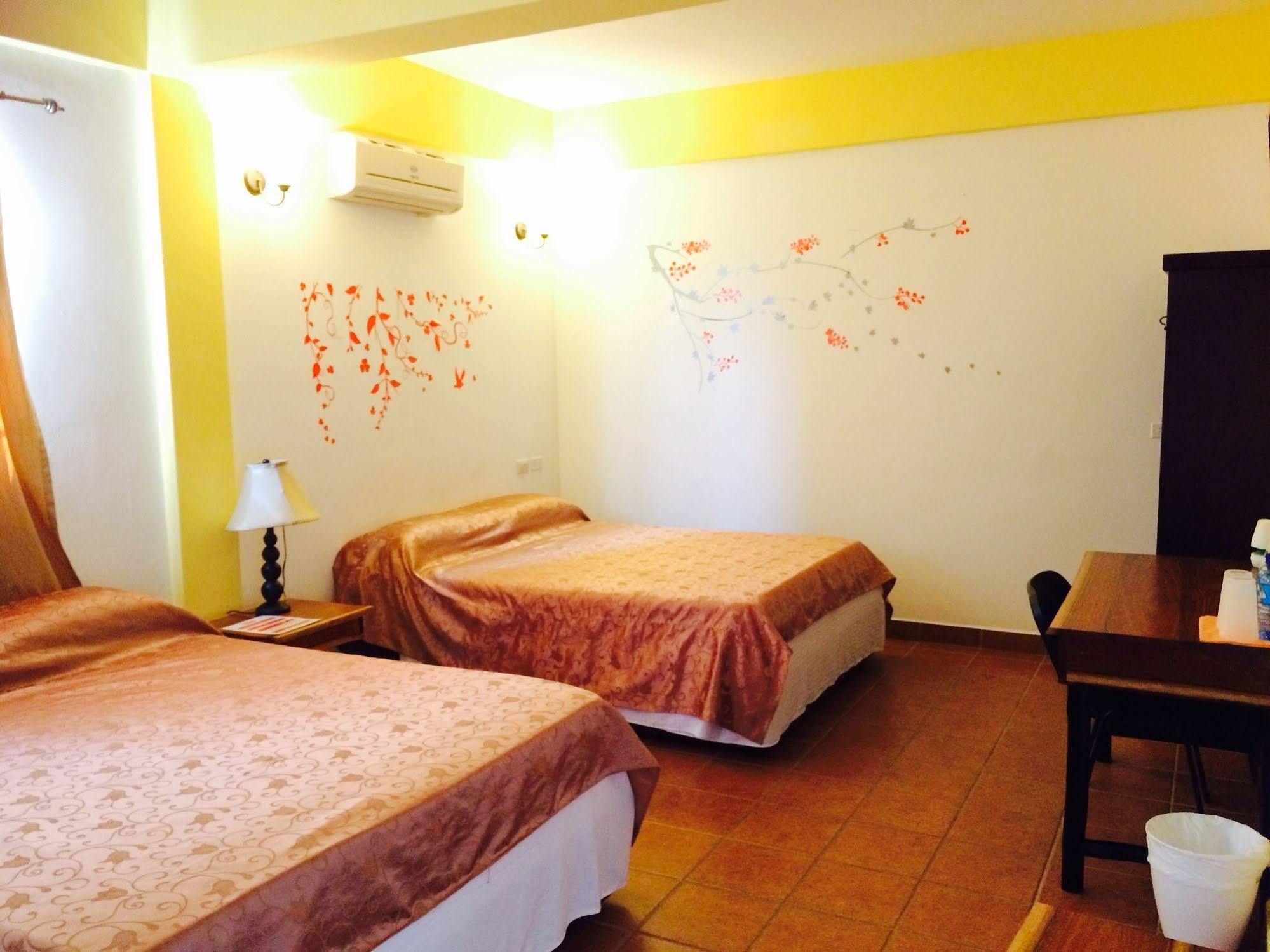 Easy Inn Hotel مدينة بليز المظهر الخارجي الصورة